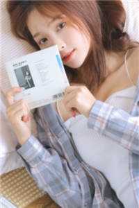 穿成短命女配，她逆袭成团宠大结局
