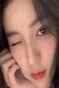 全集造反被流放，她带夫种田打江山
