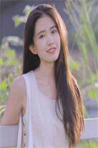 完整版穿成短命女配，她逆袭成团宠