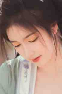 重生千年：开局收养未来女帝完整版