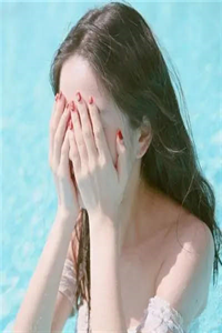 重生后，女配的我被团宠了小说