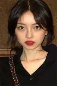 撞破皇帝女儿身，假太监扶摇而上精选小说