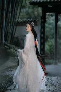 新婚夜，医妃武力征服了战神王爷大结局