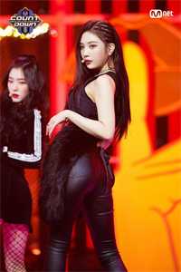 精品穿成豪门逆子他后妈