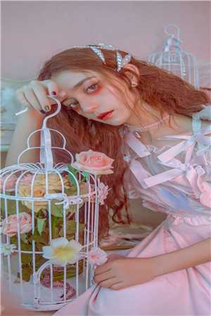 重生后,我选择了邻家三哥!